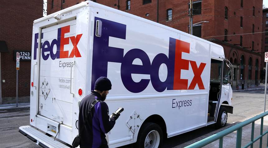 FedEx Driver Fired for Not Delivering Packets to Liberal Homes