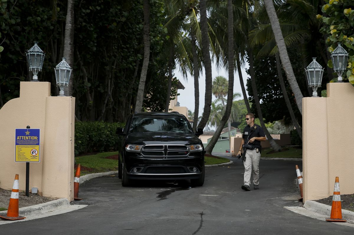 Fbi raids mar a lago