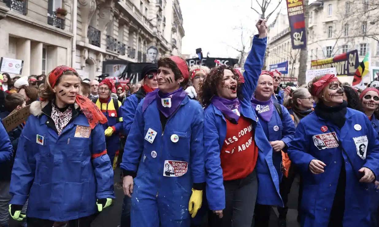 1.2 million+ March in France Over Plan to Raise Pension Age to 64