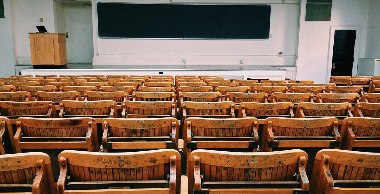 Do Elite Universities Really Wish to Fight the Government?