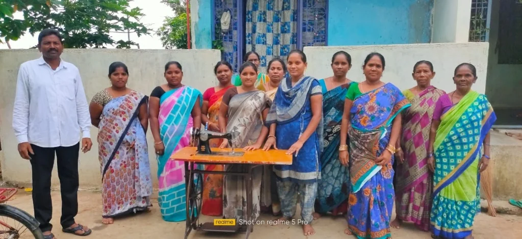 Collaborative Community Tailoring Group