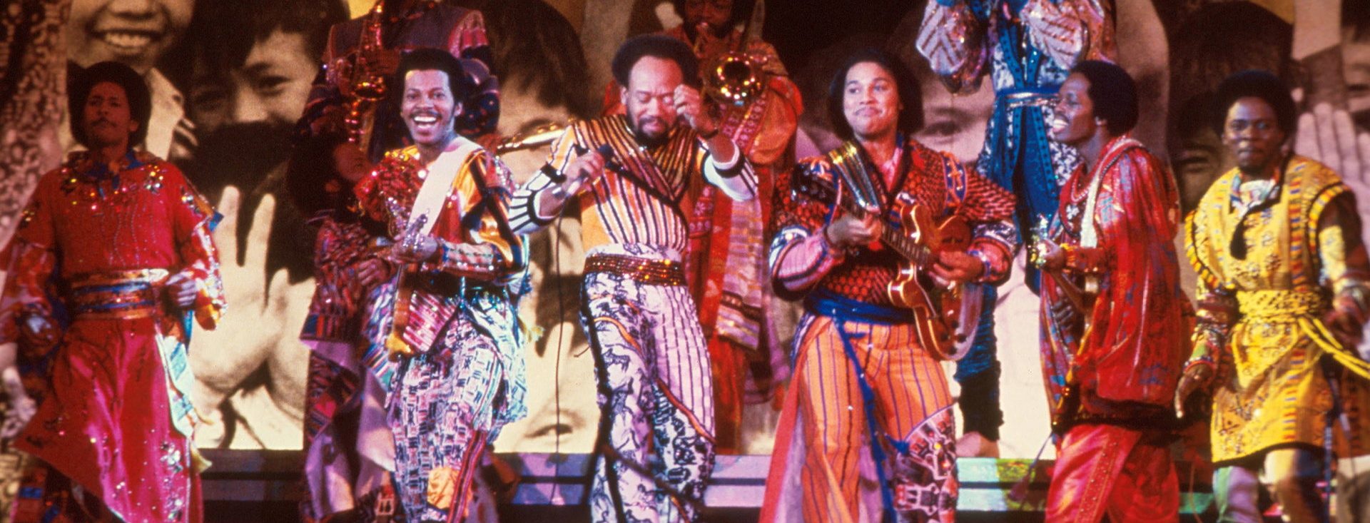 Фото earth wind fire