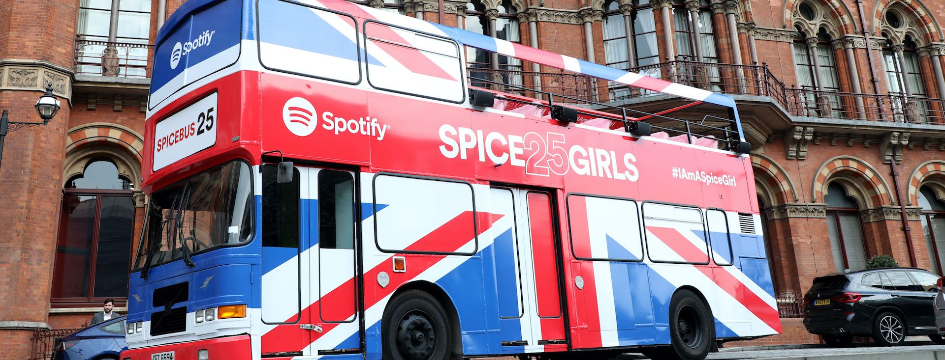 India Geestig moederlijk Spotify's Spice Bus Tours London to Celebrate 25 Years of the Spice Girls —  Spotify