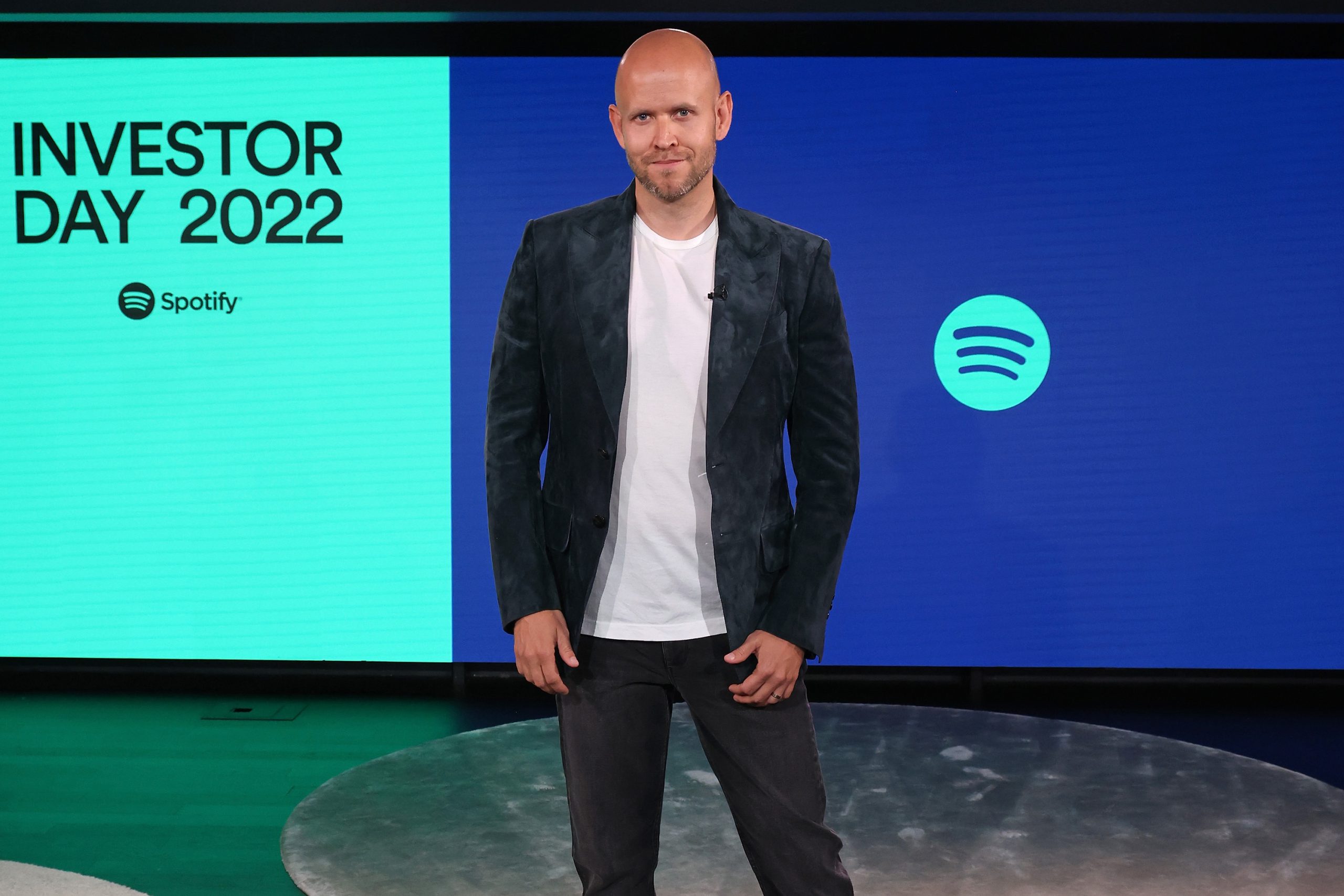 Quem é o dono do Spotify? - FourWeekMBA