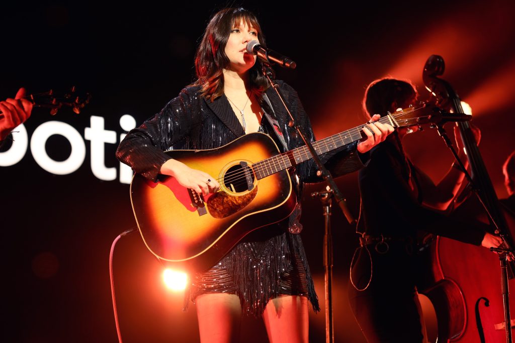 WEST HOLLYWOOD, CALIFORNIA - FEBRUARY 02: Molly Tuttle performs onstage during Spotify's 2023 Best New Artist Party at Pacific Design Center on February 02, 2023 in West Hollywood, California. (Photo by Monica Schipper/Getty Images for Spotify)