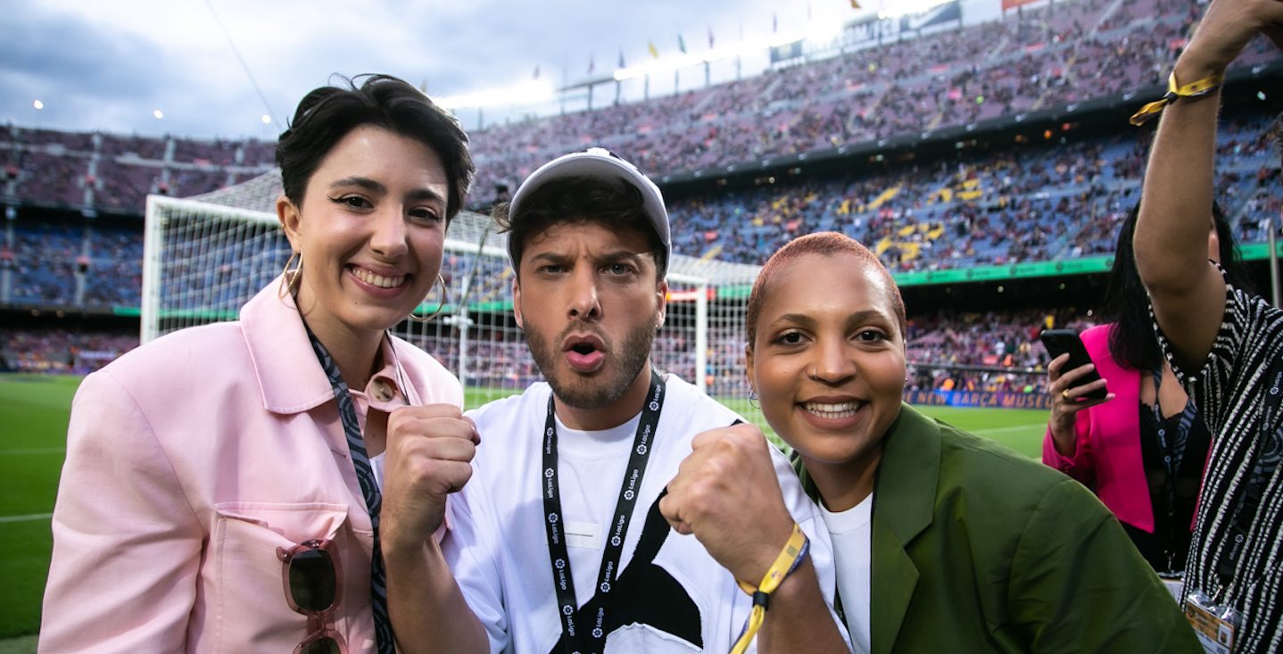 Spotify Camp Nou 'Glows' With Spotify and FC Barcelona's LGBTQIA+ Creator  Takeover — Spotify