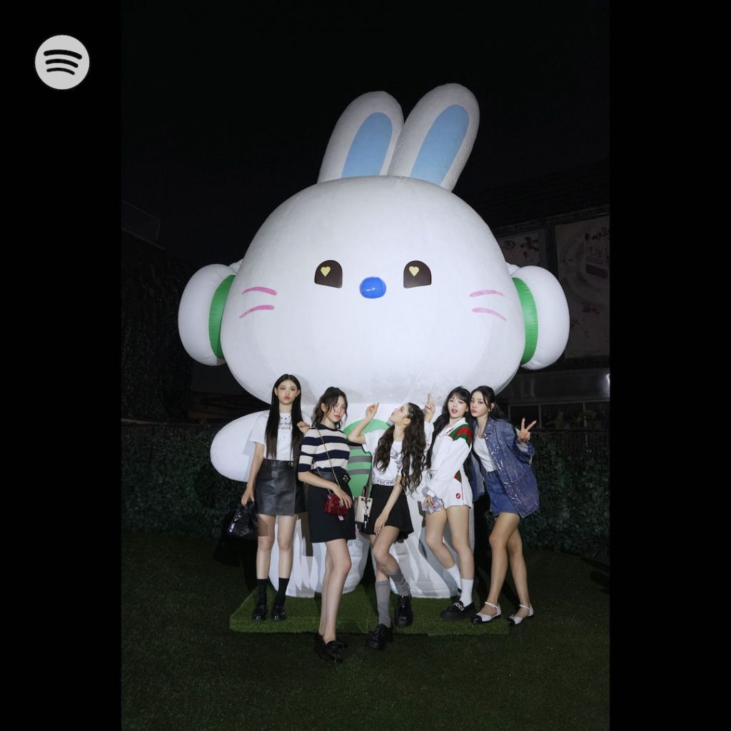 NewJeans Celebrates Its New EP With Bunnyland Pop-Ups, Interactive