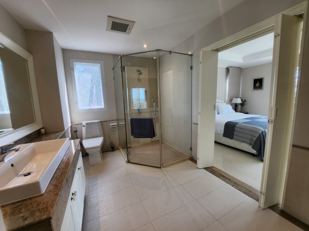 Two Bedroom Penthouse Apartment For Sale and Rent in Na Jomtien — photo 5