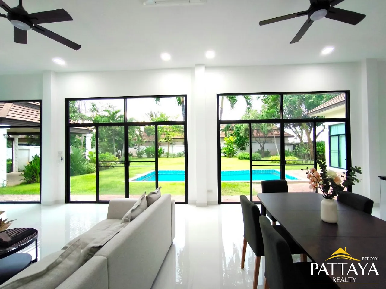 Beautiful Family Home — photo 7