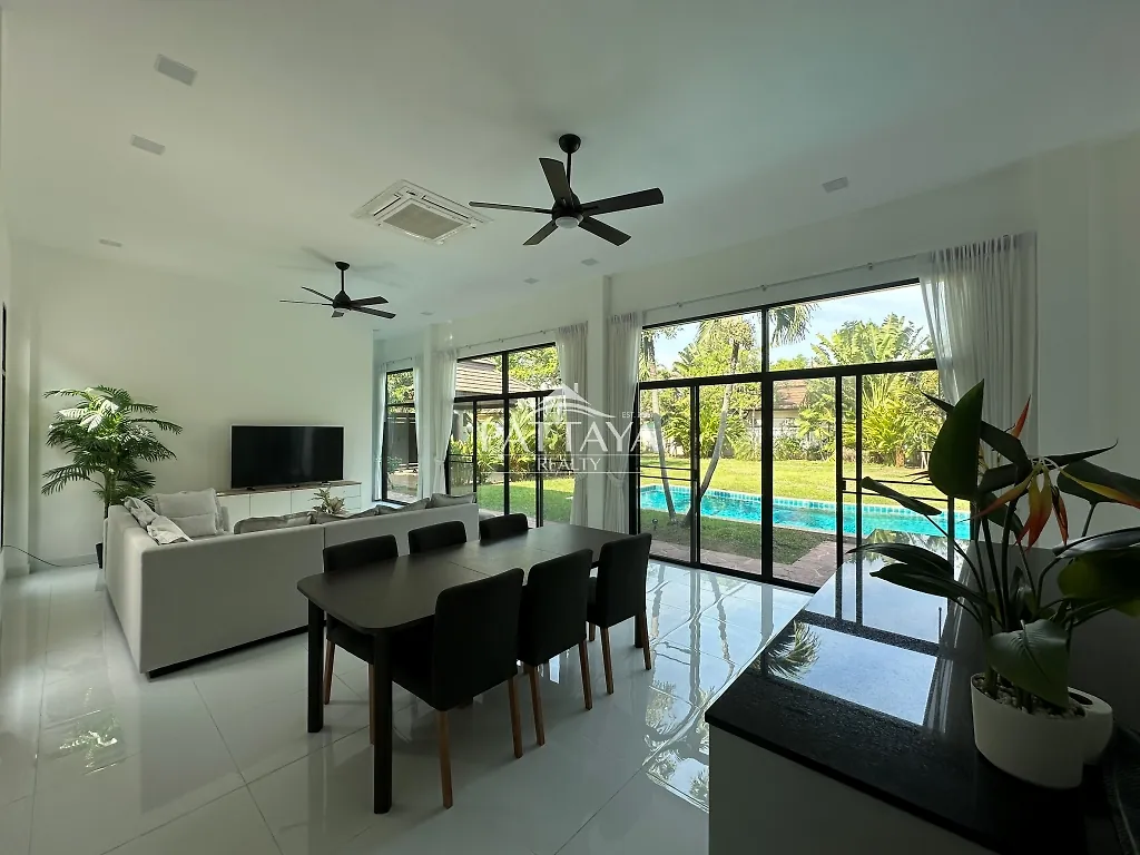 Beautiful Family Home — photo 8