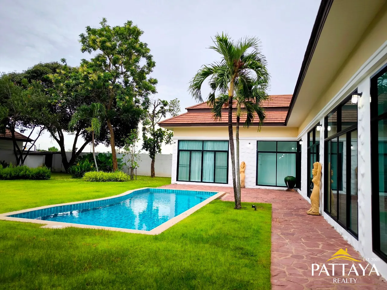 Beautiful Family Home — photo 3