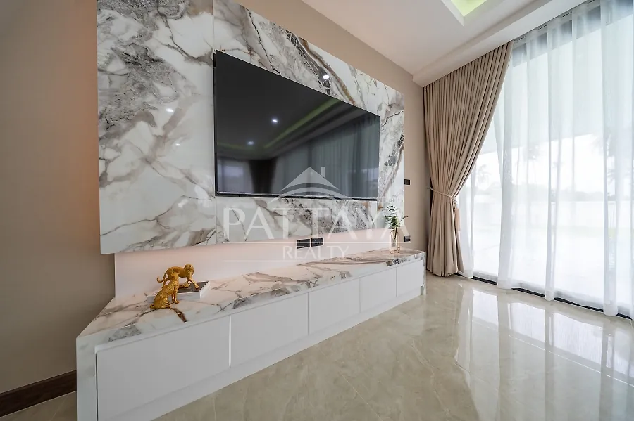 Five Bedroom House For Sale in East Jomtien - Huay Yai — photo 7