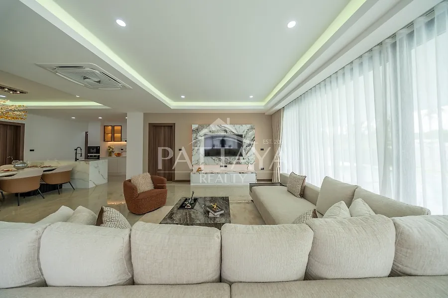 Five Bedroom House For Sale in East Jomtien - Huay Yai — photo 2