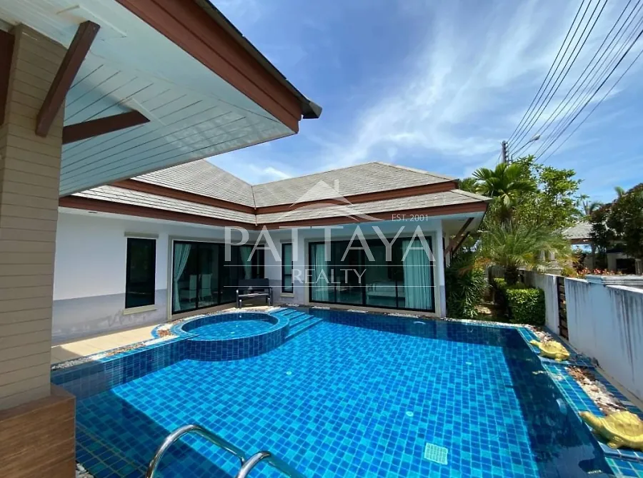 Baan Dusit Pattaya Lake