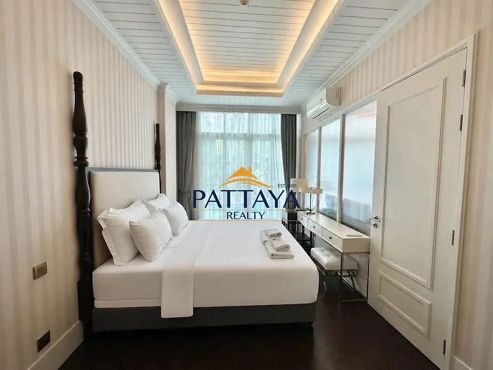 Grand Florida Beachfront Pattaya