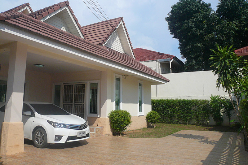 Three bedroom  house for Sale and Rent in East Pattaya