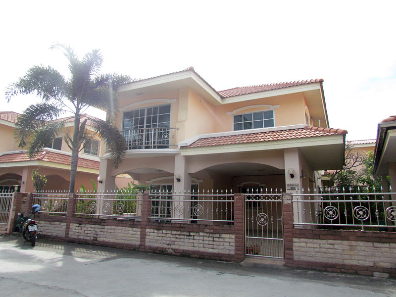 Four bedroom  house for Rent in East Pattaya