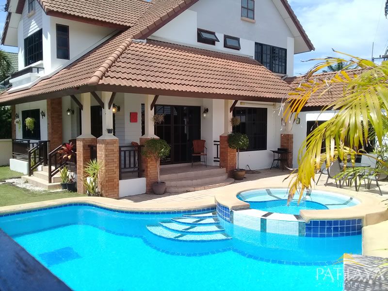 Four bedroom  house for Rent in East Jomtien - Huay Yai