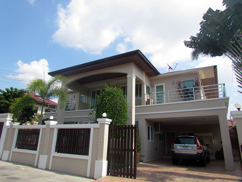 Four bedroom  house for Rent in East Jomtien - Huay Yai