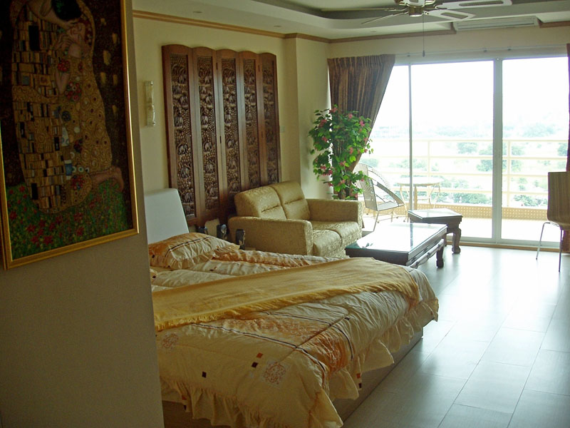 Studio apartment  condo for Rent in Jomtien