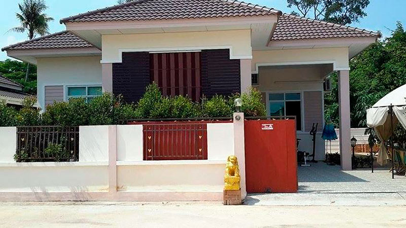 Three bedroom  house for Sale in Bang Saray