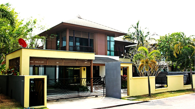 Дом  с тремя спальнями для продажи и в аренду (Mabprachan - Pong)