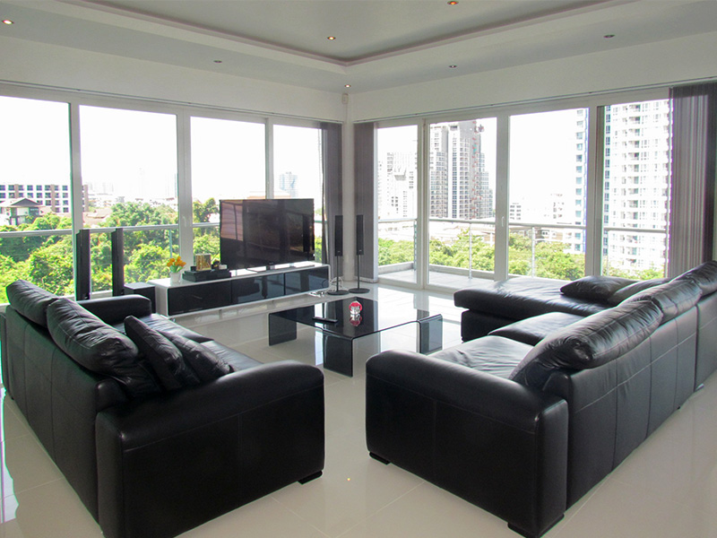 Two bedroom  condo for Sale in Pratumnak