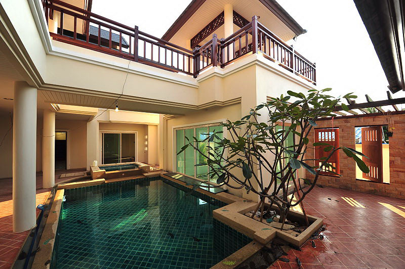 Four bedroom  house for Sale in East Jomtien - Huay Yai