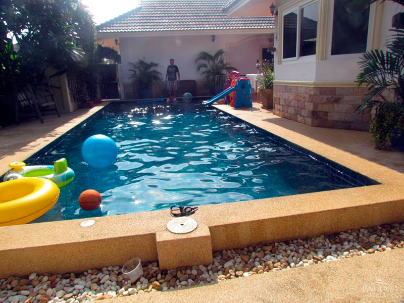 Four bedroom  house for Sale in East Pattaya