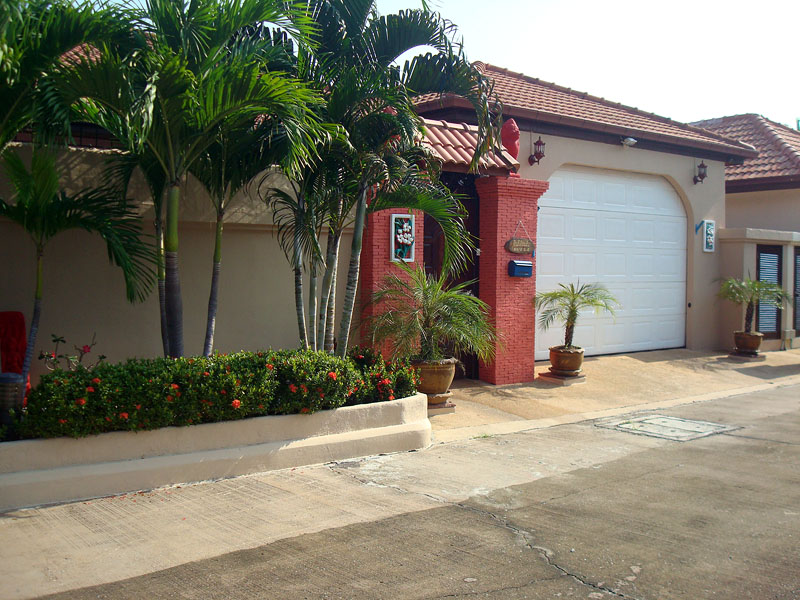 Three bedroom  house for Sale in East Pattaya