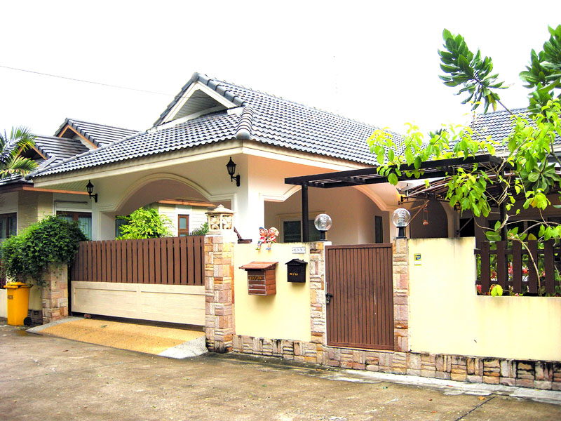 Three bedroom  house for Sale in East Pattaya