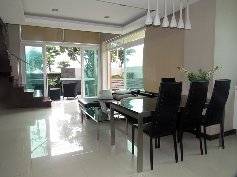 Two bedroom  condo for Rent in Jomtien