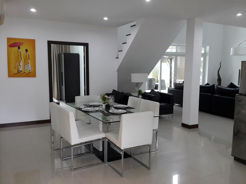 Four bedroom  house for Sale in Jomtien