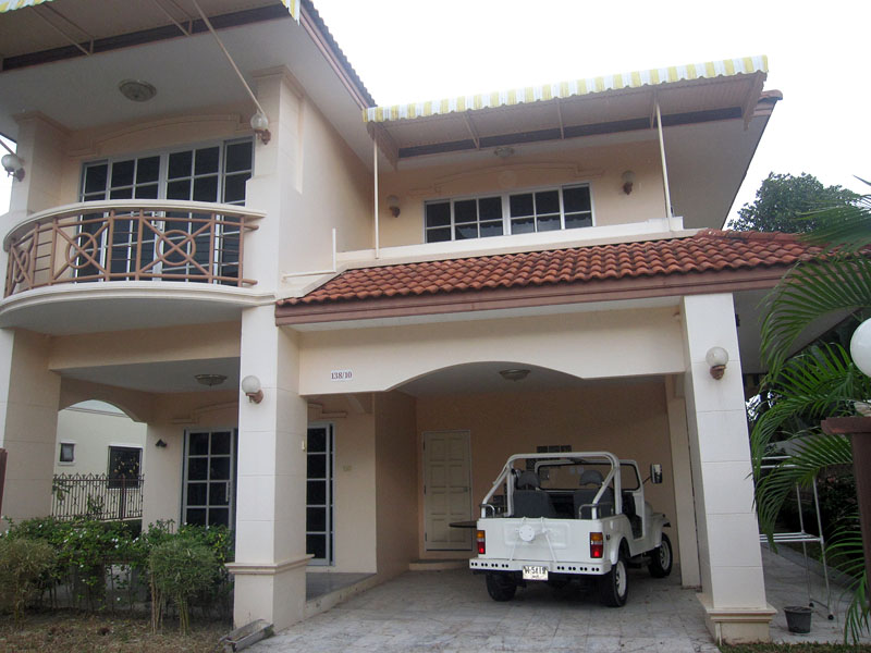 Three bedroom  house for Rent in Jomtien