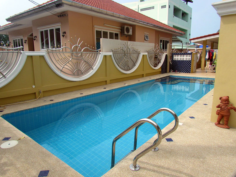 Four bedroom  house for Rent in Jomtien