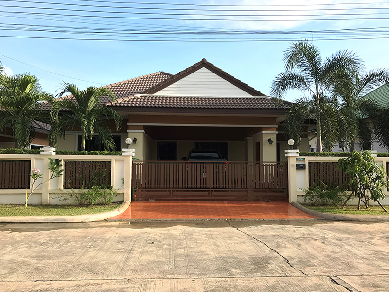 Three bedroom  house for Rent in Mabprachan - Pong
