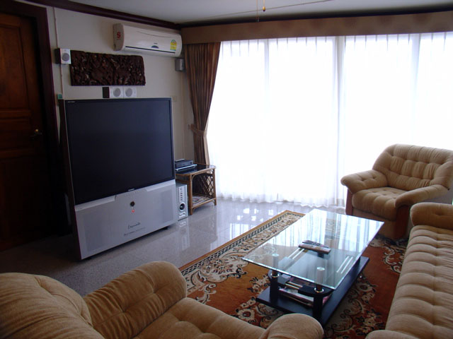 Two bedroom  condo for Rent in Jomtien