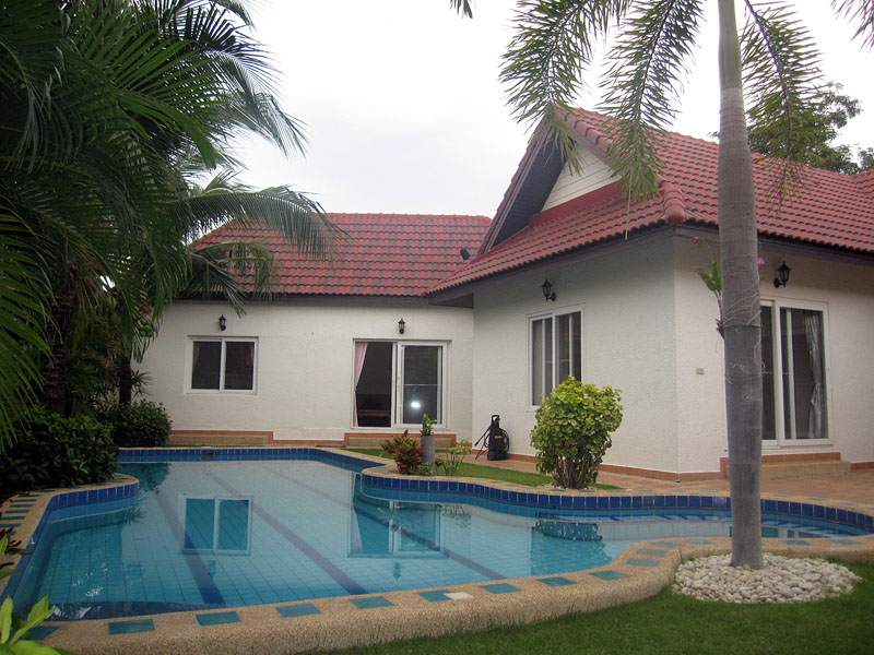 Three bedroom  house for Sale in East Jomtien - Huay Yai