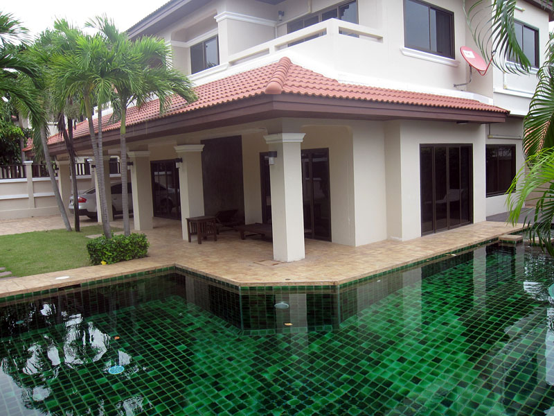 Three bedroom  house for Rent in East Jomtien - Huay Yai