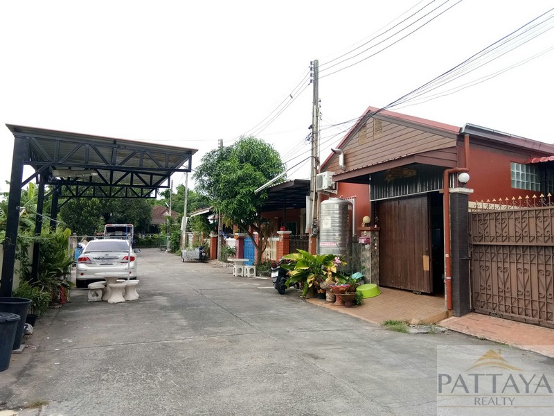 Three bedroom  house for Sale in East Pattaya