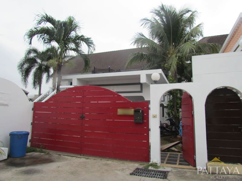 Four bedroom  house for Sale in East Jomtien - Huay Yai