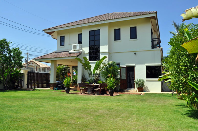 Three bedroom  house for Sale in East Pattaya