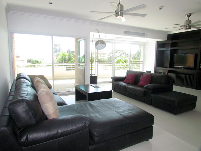 Two bedroom  condo for Rent in Pratumnak