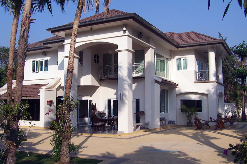 Дом  с пятью спальнями для продажи (East Jomtien - Huay Yai)