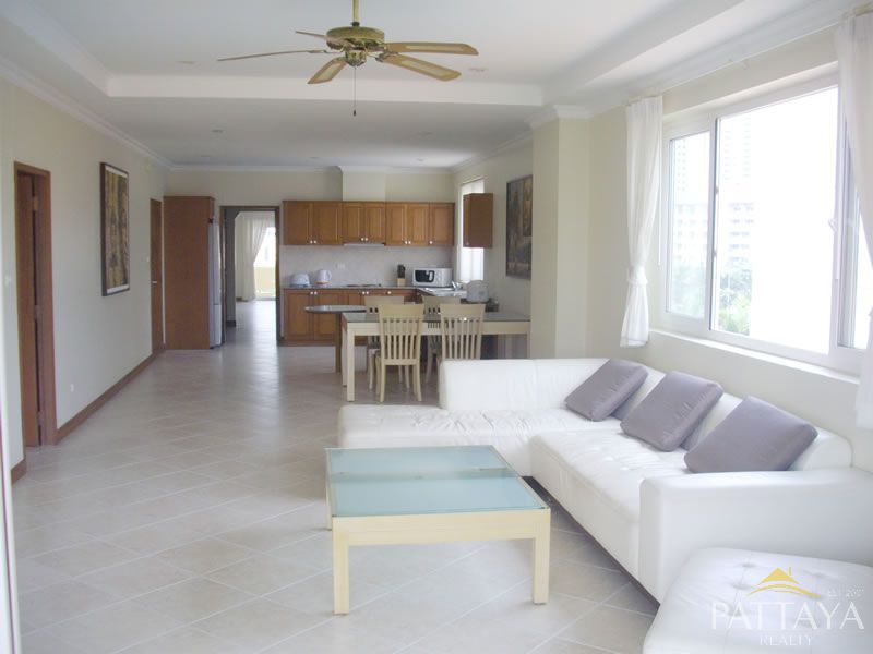 Two bedroom  condo for Rent in Jomtien