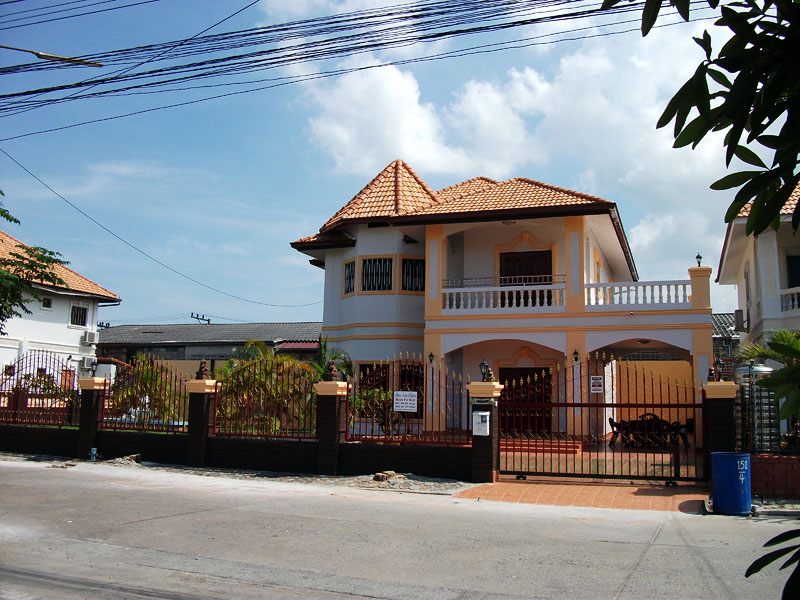 Four bedroom  house for Rent in Central Pattaya