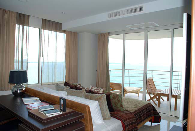 Condo Sea view room at Na Jomtien