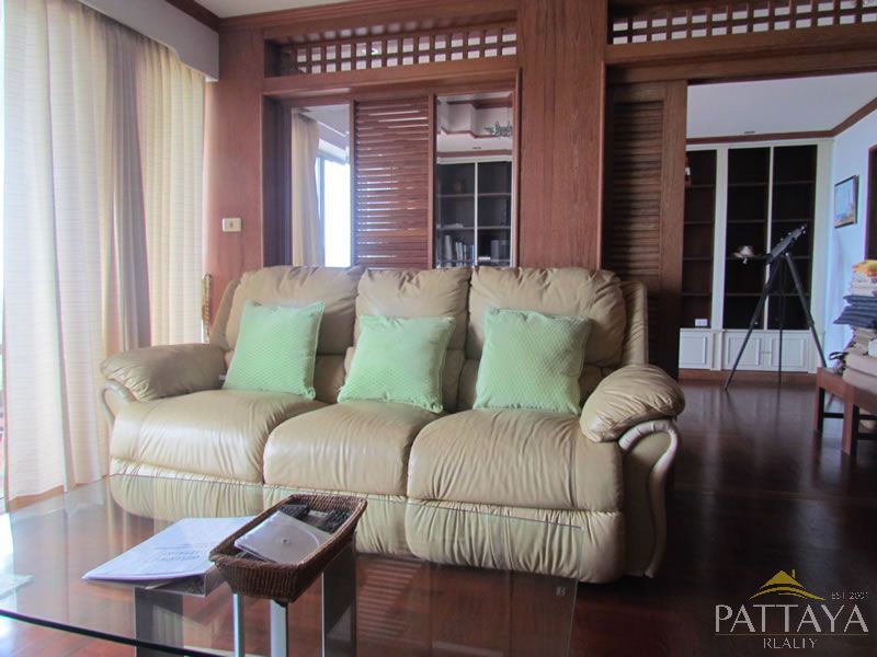 Two bedroom  condo for Sale in Jomtien