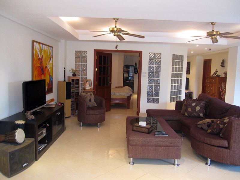 Two bedroom  condo for Sale in Pratumnak