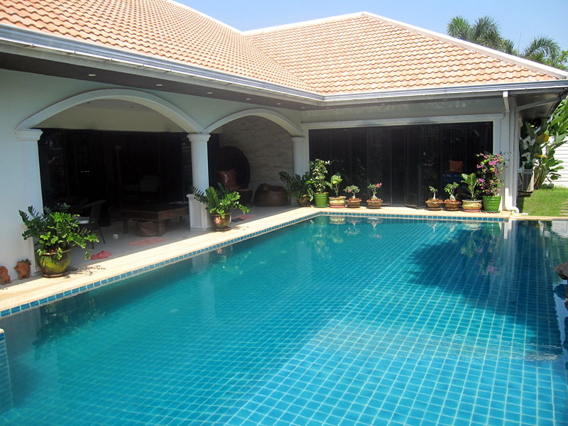 Four bedroom  house for Sale and Rent in Jomtien